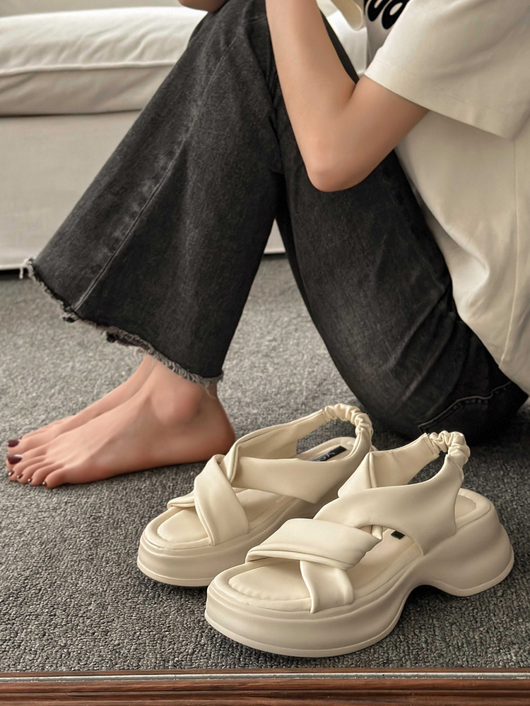 Women's Summer 2026 New Thick  - Velcro Strap Sandal recension och pris